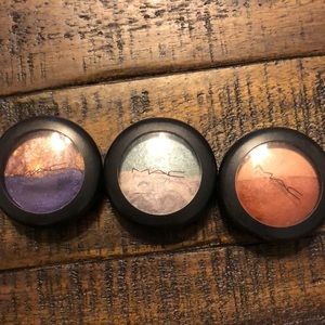 3 large MAC eyeshadows